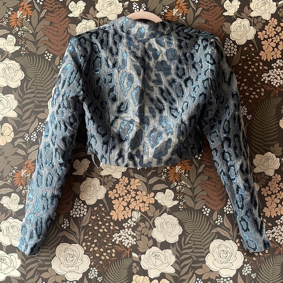 NWOT NBD Hera Cropped Blazer size small - Picture 8 of 8